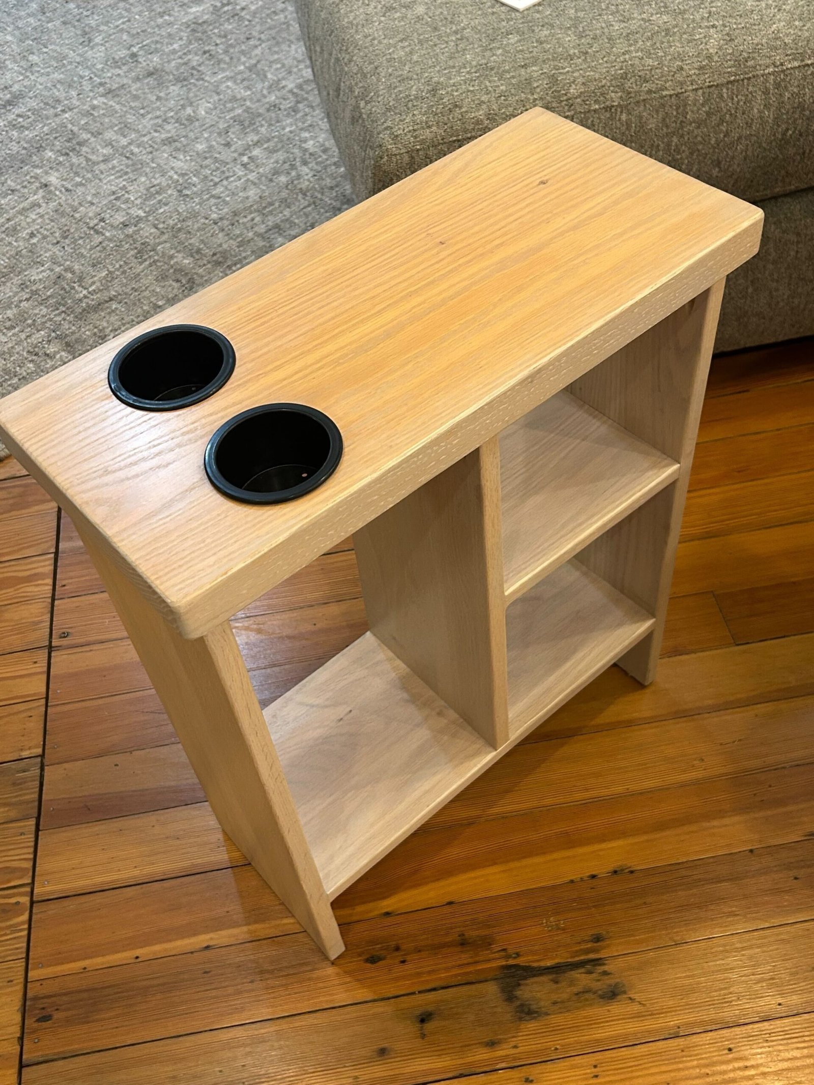 1190CH | End Table