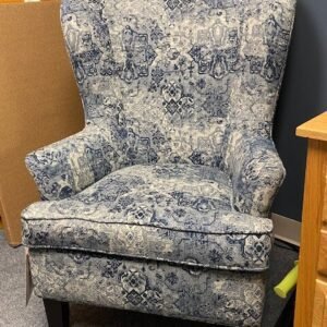 120 | 120 Stationary Chair