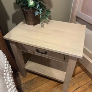 222 | Lindholt Nightstand