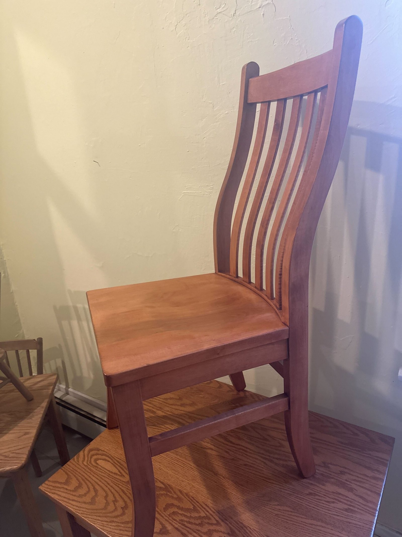 340 | Lincoln Side Chair