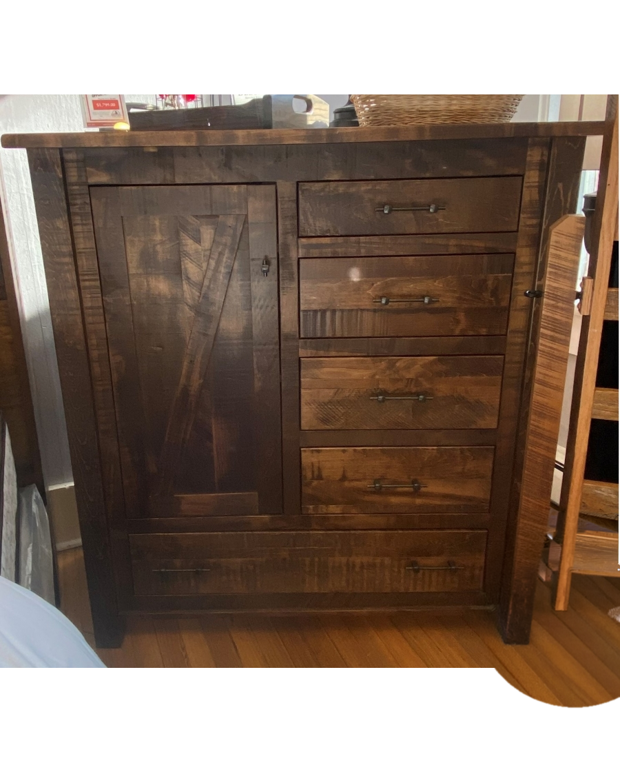 EA-GC LOU | Early American Gentleman's Chest