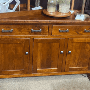 PLW-0513 | Christy Buffet