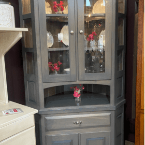 4-130 | Hampton Corner Hutch