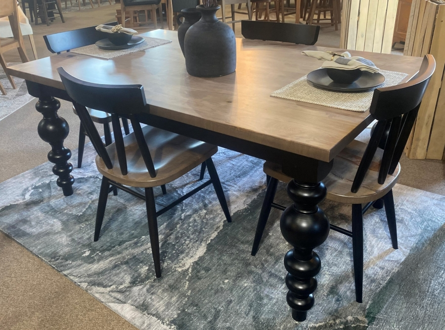 418-202 PAT | Anabelle Dining Set