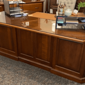 BUC-101 | Buckingham Executive Desk