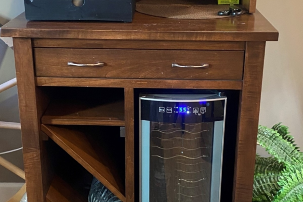 CE-12B | Centre Wine Cabinet