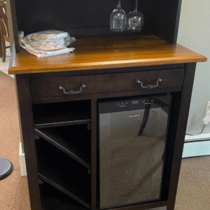 CE12-BELM | Centre Wine Cabinet