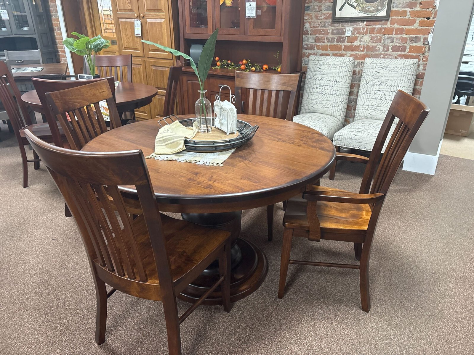 32-100 LOU | Burlington Dining Set