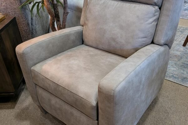 | 739-83 | Motorized Recliner