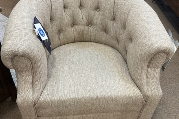 8220F42 LOU | Mayo Swivel Chair