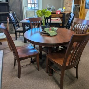 197-115 | Carlisle Dining Set