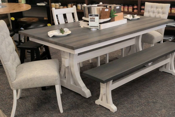 142-4284 LAN | Hartland Dining Set