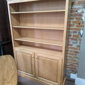 TBC-48 | Traditional bookcase