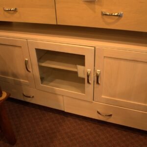 2062 | Melbourne tv stand