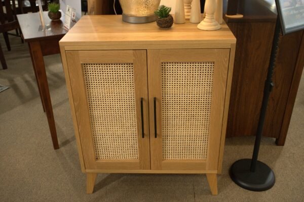 ED-429 | Sofi entry table