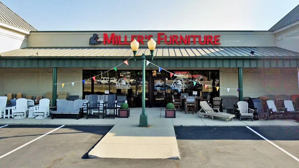 Miller's Furniture Showroom - Near Grove City