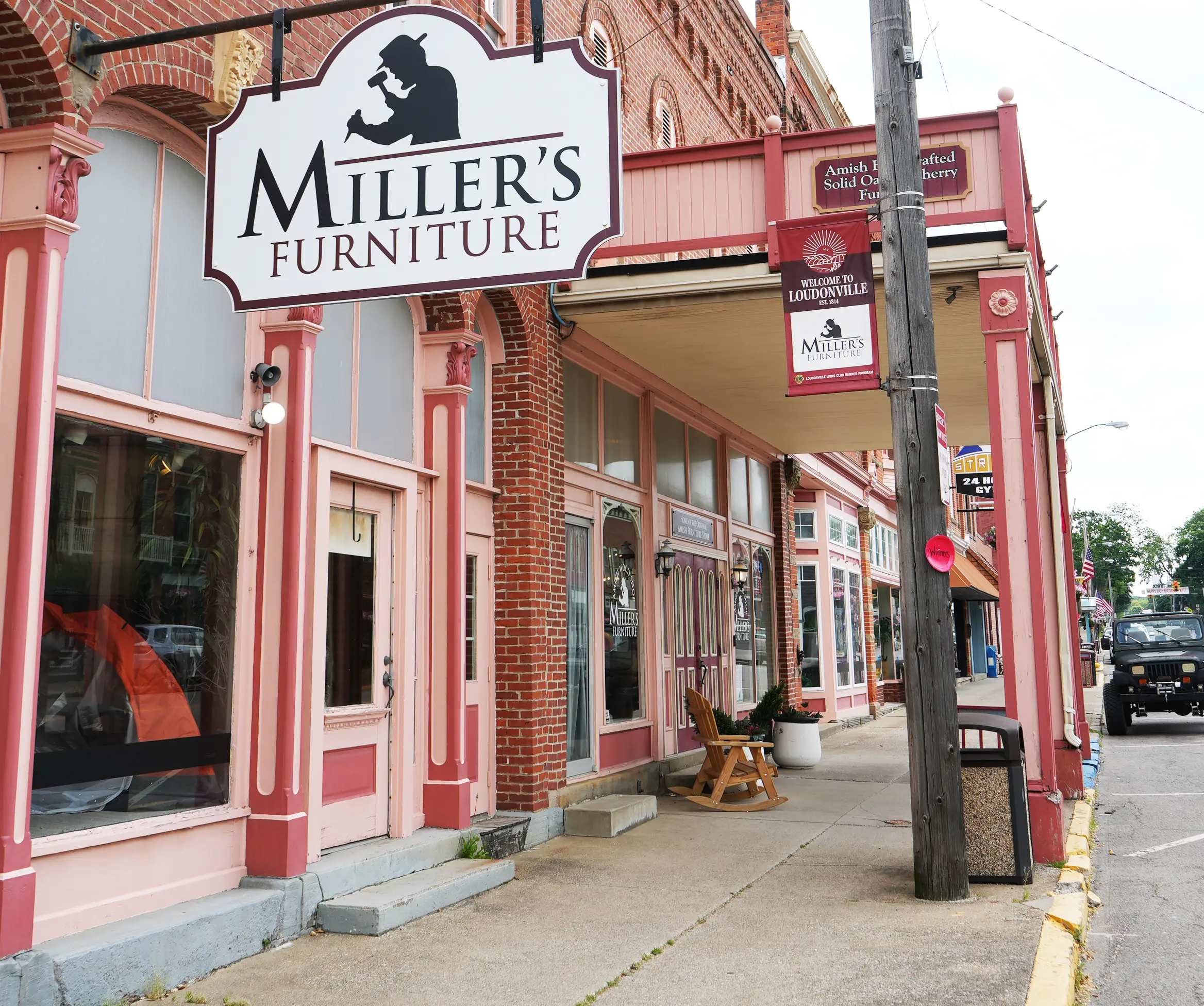 Miller's Furniture Showroom - Near Mount Vernon, Ohio